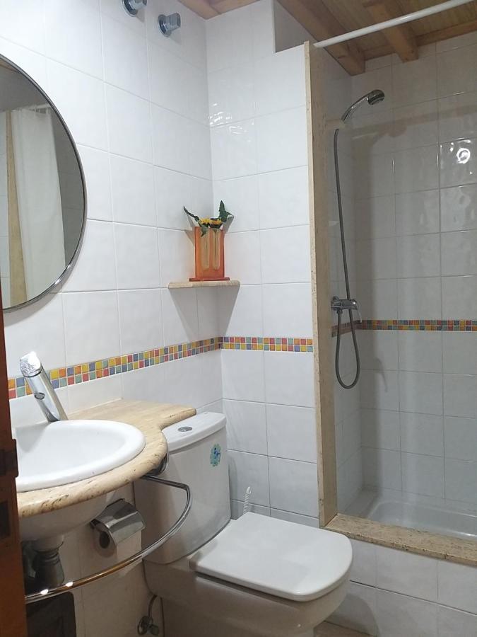 Apartamento Con Pequeno Jardin En El Centro Ferrol Exterior foto